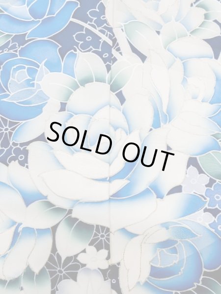 画像9: L0728D  振袖 女性用着物  シルク(正絹)  鮮やか 青, 花 【中古】 【USED】 【リサイクル】 ★★★★☆ (9)