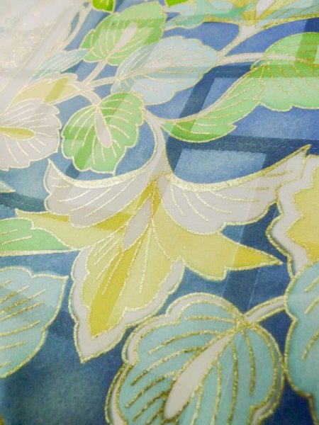 画像19: L0728E  振袖 女性用着物  シルク(正絹)   オフ ホワイト, 花 【中古】 【USED】 【リサイクル】 ★★☆☆☆ (19)