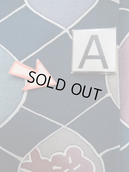 画像14: L0803D  羽織 女性用着物  シルク(正絹)   紺, 花 【中古】 【USED】 【リサイクル】 ★★☆☆☆ (14)