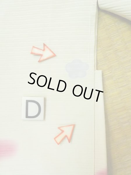 画像17: L0803K  羽織 女性用着物  シルク(正絹)   オフ ホワイト, 花 【中古】 【USED】 【リサイクル】 ★★☆☆☆ (17)