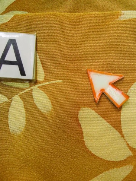 画像14: L0803L  羽織 女性用着物  シルク(正絹) 淡い 茶色み 橙色, 葉 淡い【中古】 【USED】 【リサイクル】 ★★★☆☆ (14)