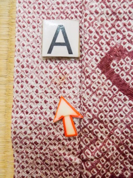 画像13: L0803P  羽織 女性用着物  シルク(正絹)   えんじ, 花 【中古】 【USED】 【リサイクル】 ★★☆☆☆ (13)