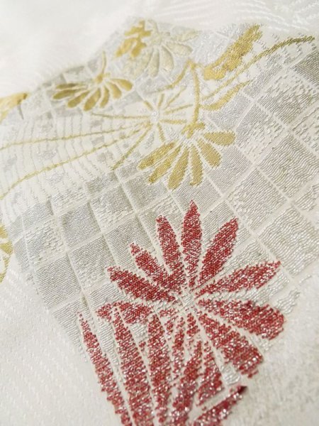 画像11: L0803Q  羽織 女性用着物  シルク(正絹)   白, 花 【中古】 【USED】 【リサイクル】 ★★☆☆☆ (11)