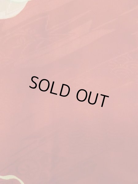 画像6: L0803R  羽織 女性用着物 地紋:矢羽根 シルク(正絹)   赤色, 花 【中古】 【USED】 【リサイクル】 ★★☆☆☆ (6)