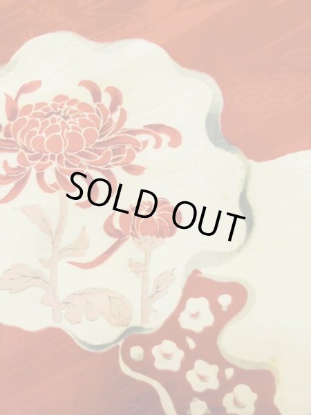 画像8: L0803R  羽織 女性用着物 地紋:矢羽根 シルク(正絹)   赤色, 花 【中古】 【USED】 【リサイクル】 ★★☆☆☆ (8)