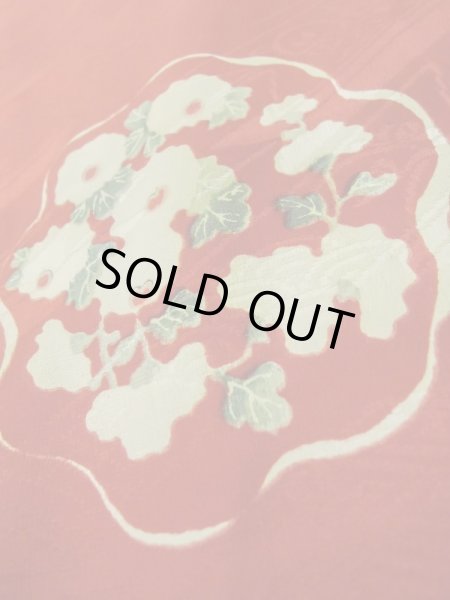 画像9: L0803R  羽織 女性用着物 地紋:矢羽根 シルク(正絹)   赤色, 花 【中古】 【USED】 【リサイクル】 ★★☆☆☆ (9)