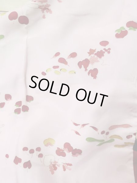 画像14: L0803R  羽織 女性用着物 地紋:矢羽根 シルク(正絹)   赤色, 花 【中古】 【USED】 【リサイクル】 ★★☆☆☆ (14)