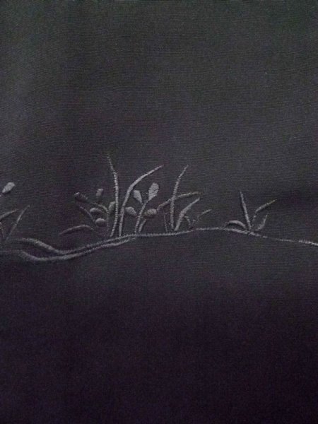 画像5: L0804C  羽織 女性用着物  化繊   黒, 草 【中古】 【USED】 【リサイクル】 ★★★☆☆ (5)