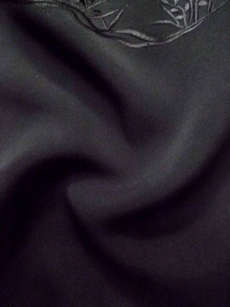 画像9: L0804C  羽織 女性用着物  化繊   黒, 草 【中古】 【USED】 【リサイクル】 ★★★☆☆ (9)