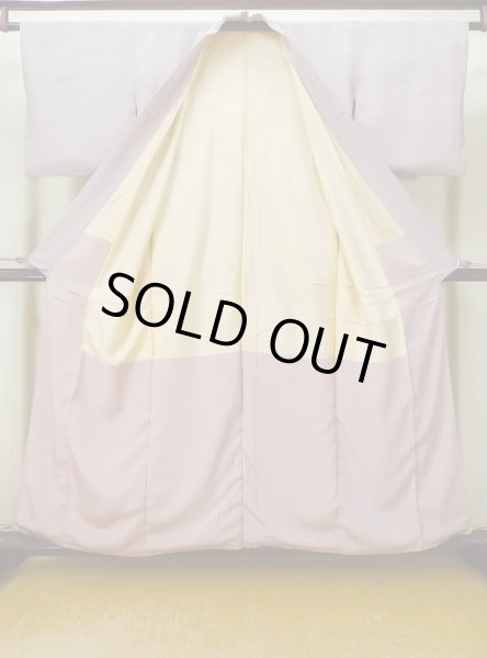 画像2: L0826F  色無地 女性用着物  シルク(正絹)  淡い 藤色,  【中古】 【USED】 【リサイクル】 ★★☆☆☆ (2)