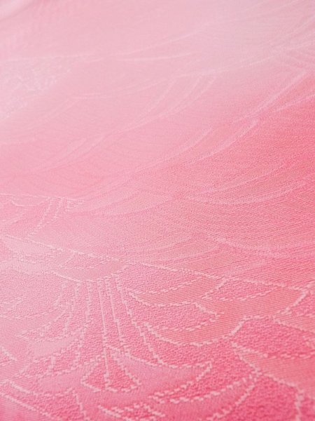 画像10: L0826O  色無地 女性用着物  シルク(正絹)  薄い 桃色, ぼかし 【中古】 【USED】 【リサイクル】 ★★★☆☆ (10)