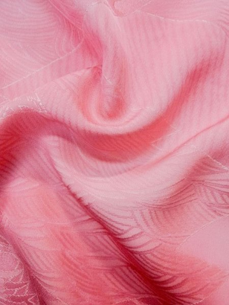 画像13: L0826O  色無地 女性用着物  シルク(正絹)  薄い 桃色, ぼかし 【中古】 【USED】 【リサイクル】 ★★★☆☆ (13)