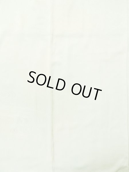 画像4: L0826U  色無地 女性用着物  シルク（正絹） 淡い 薄い 黄緑色, ぼかし 【中古】 【USED】 【リサイクル】 ★★★☆☆ (4)