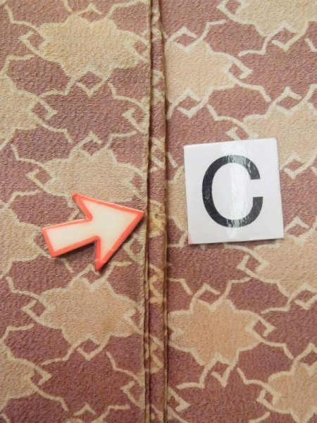 画像14: L0907C  羽織 女性用着物  化繊 淡い 薄い えんじ, 抽象的模様 【中古】 【USED】 【リサイクル】 ★☆☆☆☆ (14)