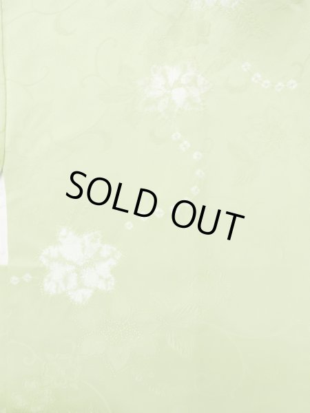 画像3: L0907D  羽織 女性用着物  シルク(正絹) 淡い 薄い 黄緑色, 唐花 【中古】 【USED】 【リサイクル】 ★★☆☆☆ (3)