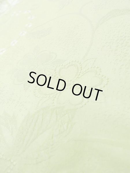 画像10: L0907D  羽織 女性用着物  シルク(正絹) 淡い 薄い 黄緑色, 唐花 【中古】 【USED】 【リサイクル】 ★★☆☆☆ (10)