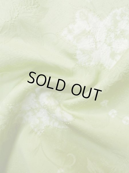 画像12: L0907D  羽織 女性用着物  シルク(正絹) 淡い 薄い 黄緑色, 唐花 【中古】 【USED】 【リサイクル】 ★★☆☆☆ (12)