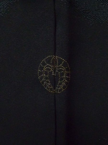 画像3: L0907J  羽織 女性用着物  シルク(正絹)   黒, 抽象的模様 【中古】 【USED】 【リサイクル】 ★★★☆☆ (3)