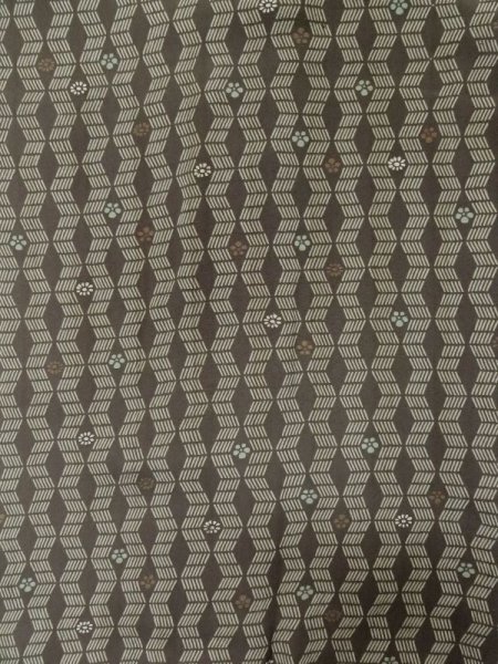 画像4: L0907L  羽織 女性用着物  シルク(正絹) 淡い 灰色がかった 茶色, 花 【中古】 【USED】 【リサイクル】 ★★☆☆☆ (4)