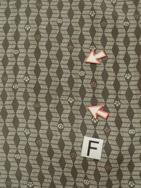 画像19: L0907L  羽織 女性用着物  シルク(正絹) 淡い 灰色がかった 茶色, 花 【中古】 【USED】 【リサイクル】 ★★☆☆☆ (19)