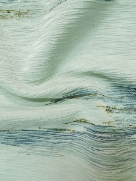 画像10: L0907Q  羽織 女性用着物  シルク(正絹)  淡い 水色, 抽象的模様 【中古】 【USED】 【リサイクル】 ★★☆☆☆ (10)