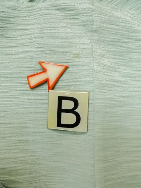 画像14: L0907Q  羽織 女性用着物  シルク(正絹)  淡い 水色, 抽象的模様 【中古】 【USED】 【リサイクル】 ★★☆☆☆ (14)