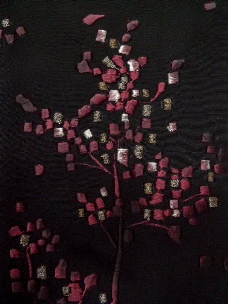 画像6: L0907S Mint  羽織 女性用着物  シルク(正絹)   黒, 木 【中古】 【USED】 【リサイクル】 ★★★★☆ (6)