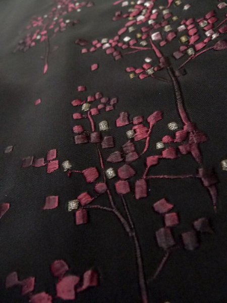 画像9: L0907S Mint  羽織 女性用着物  シルク(正絹)   黒, 木 【中古】 【USED】 【リサイクル】 ★★★★☆ (9)