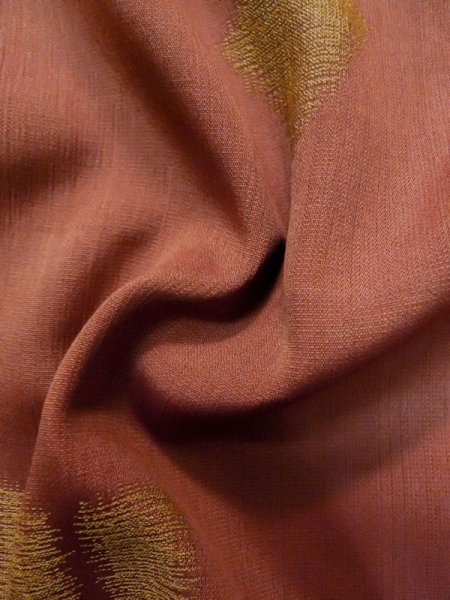 画像12: L0907X  羽織 女性用着物  シルク（正絹） 淡い 赤み 茶色, 抽象的模様 【中古】 【USED】 【リサイクル】 ★★★☆☆ (12)