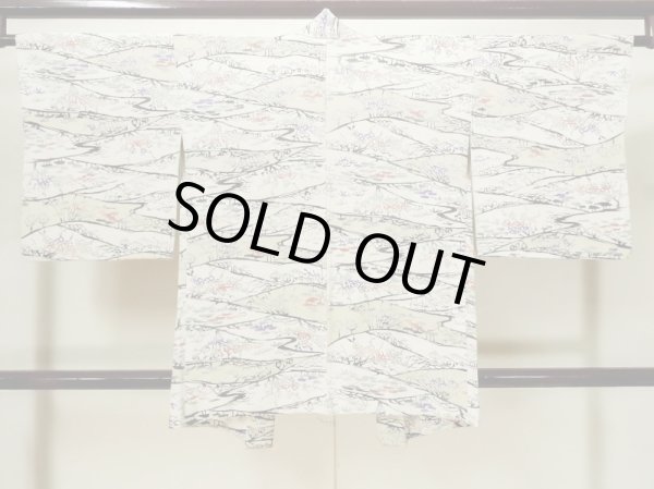 画像2: L0907Z  羽織 女性用着物  シルク(正絹)   オフ ホワイト, 花 【中古】 【USED】 【リサイクル】 ★★☆☆☆ (2)