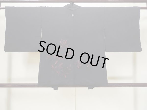 画像2: L0914O  羽織 女性用着物  化繊   黒, 花 【中古】 【USED】 【リサイクル】 ★★☆☆☆ (2)