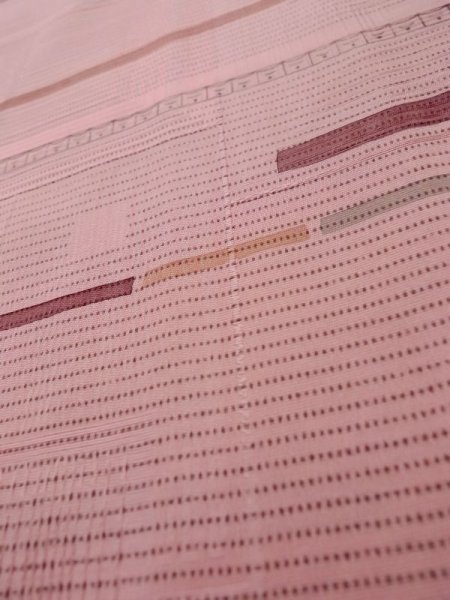 画像9: L0914Q  羽織 女性用着物  シルク（正絹）  淡い 桃色, 線 【中古】 【USED】 【リサイクル】 ★★☆☆☆ (9)