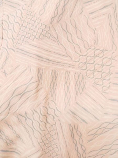 画像3: L0914S  羽織 女性用着物  シルク(正絹)   桃色, 波 【中古】 【USED】 【リサイクル】 ★☆☆☆☆ (3)