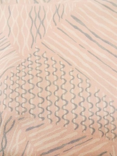 画像6: L0914S  羽織 女性用着物  シルク(正絹)   桃色, 波 【中古】 【USED】 【リサイクル】 ★☆☆☆☆ (6)