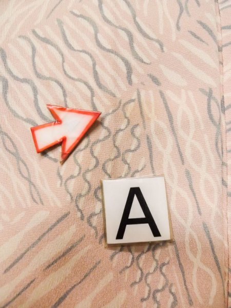 画像14: L0914S  羽織 女性用着物  シルク(正絹)   桃色, 波 【中古】 【USED】 【リサイクル】 ★☆☆☆☆ (14)