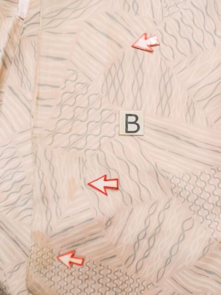 画像15: L0914S  羽織 女性用着物  シルク(正絹)   桃色, 波 【中古】 【USED】 【リサイクル】 ★☆☆☆☆ (15)