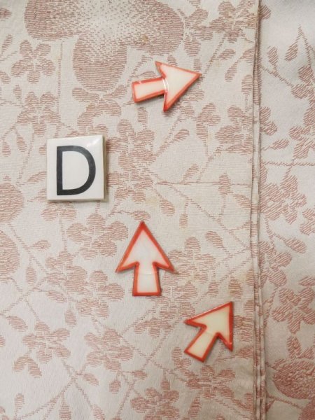 画像18: L0914T  羽織 女性用着物  シルク(正絹)   オフ ホワイト, 菊 【中古】 【USED】 【リサイクル】 ★★☆☆☆ (18)