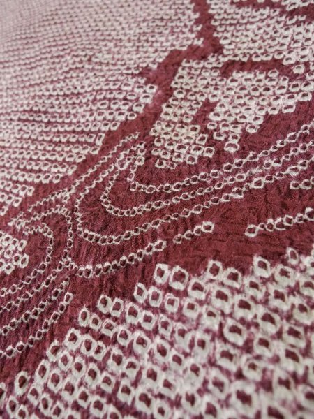 画像8: L0921B  羽織 女性用着物  シルク(正絹)  深い えんじ, 流水 【中古】 【USED】 【リサイクル】 ★★☆☆☆ (8)