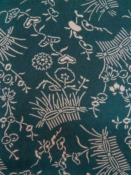 画像6: L0921E  羽織 女性用着物  シルク(正絹)  淡い 青, 花 【中古】 【USED】 【リサイクル】 ★★★☆☆ (6)