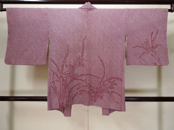 画像2: L0921I  羽織 女性用着物  シルク(正絹) 淡い 深い 紫色, 花 【中古】 【USED】 【リサイクル】 ★★☆☆☆ (2)