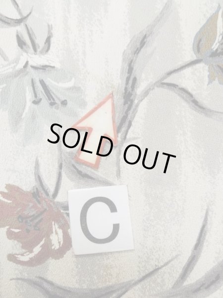 画像16: L0921L  羽織 女性用着物  シルク(正絹)   オフ ホワイト, 花 【中古】 【USED】 【リサイクル】 ★★☆☆☆ (16)