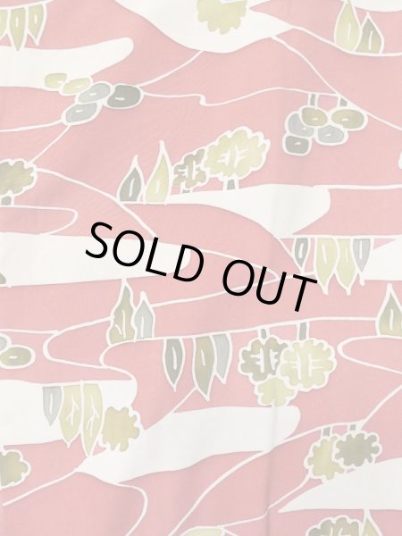 画像3: L0921Q  羽織 女性用着物  シルク（正絹）  淡い 赤色, 家 【中古】 【USED】 【リサイクル】 ★★★★☆ (3)