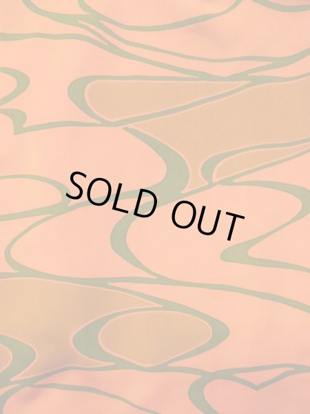 画像3: L0921R Mint  羽織 女性用着物  シルク（正絹）  淡い 橙色, 抽象的模様 【中古】 【USED】 【リサイクル】 ★★★★★ (3)