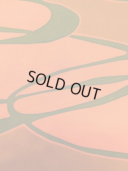 画像5: L0921R Mint  羽織 女性用着物  シルク（正絹）  淡い 橙色, 抽象的模様 【中古】 【USED】 【リサイクル】 ★★★★★ (5)