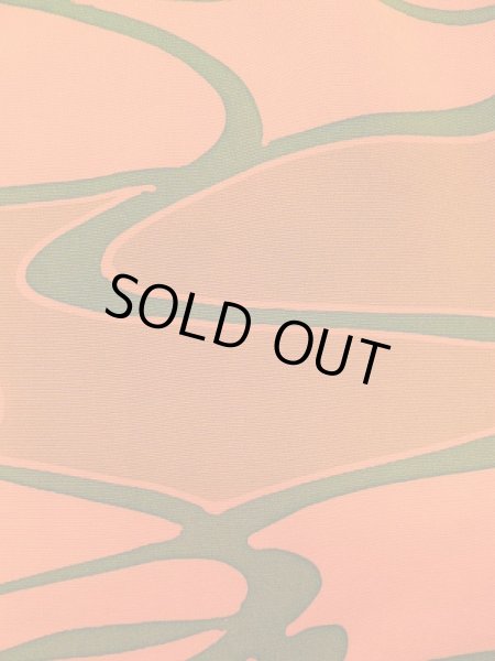 画像6: L0921R Mint  羽織 女性用着物  シルク（正絹）  淡い 橙色, 抽象的模様 【中古】 【USED】 【リサイクル】 ★★★★★ (6)