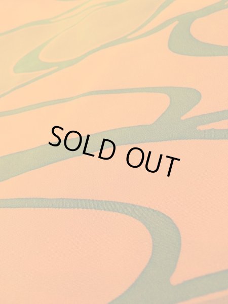 画像8: L0921R Mint  羽織 女性用着物  シルク（正絹）  淡い 橙色, 抽象的模様 【中古】 【USED】 【リサイクル】 ★★★★★ (8)