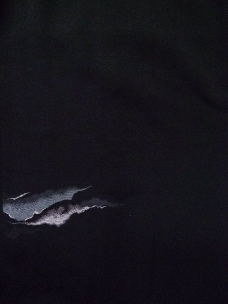 画像5: L0921Z  羽織 女性用着物  シルク(正絹)   黒, 山 【中古】 【USED】 【リサイクル】 ★★★★☆ (5)