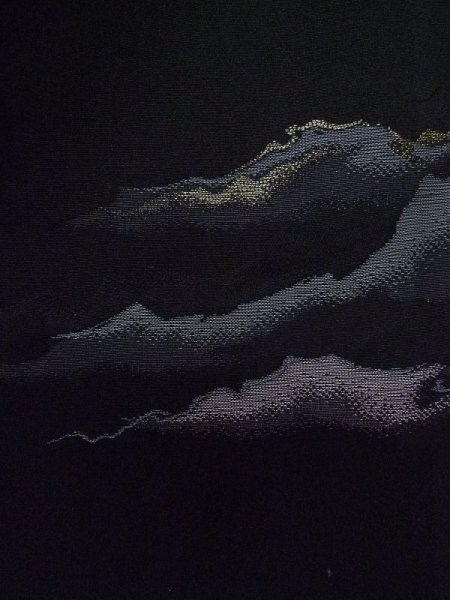 画像7: L0921Z  羽織 女性用着物  シルク(正絹)   黒, 山 【中古】 【USED】 【リサイクル】 ★★★★☆ (7)