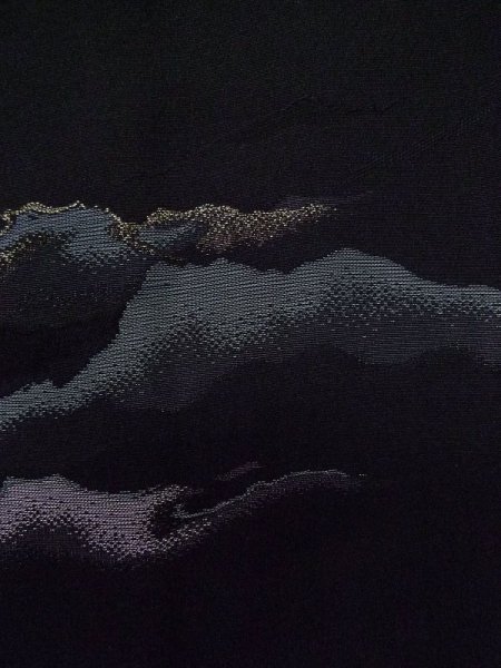 画像8: L0921Z  羽織 女性用着物  シルク(正絹)   黒, 山 【中古】 【USED】 【リサイクル】 ★★★★☆ (8)