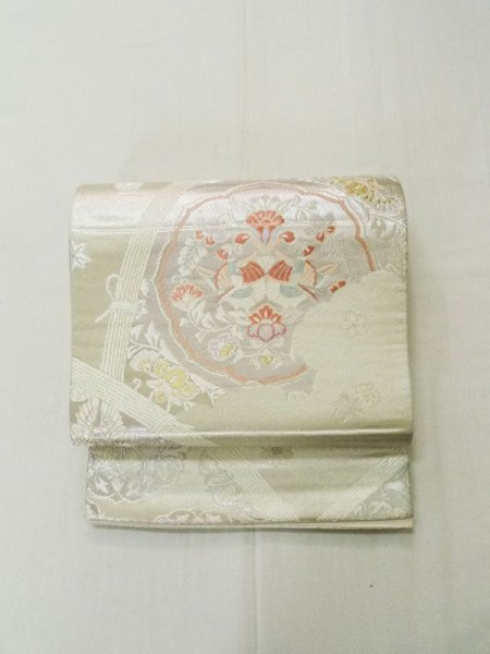 画像2: L0928M 袋帯 女性用着物 シルク(正絹)  光沢のある 銀色 鳥 【中古】 【USED】 【リサイクル】 ★★☆☆☆ (2)